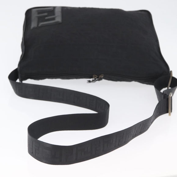 FENDI Zucca Canvas Schultertasche Schwarz Original ka2914