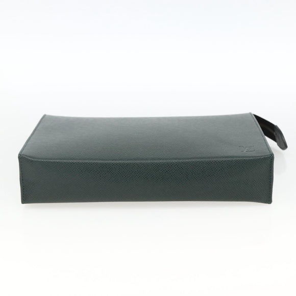 LOUIS VUITTON Taiga Poche Toilette 26 Pouch Epicea LV Auth ka3001