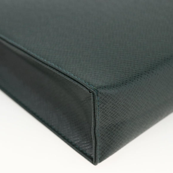 LOUIS VUITTON Taiga Poche Toilette 26 Pouch Epicea LV Auth ka3001