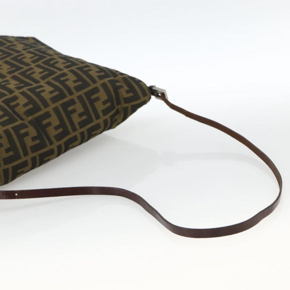 FENDI Zucca Canvas Shoulder Bag Black Brown Auth ka3016