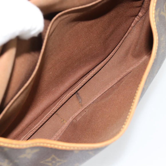 LOUIS VUITTON Monogram Saumur 30 Shoulder Bag M42256 LV Auth ka3095