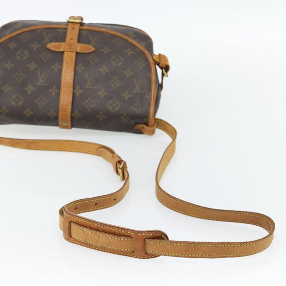 LOUIS VUITTON Monogram Saumur 30 Shoulder Bag M42256 LV Auth ka3095