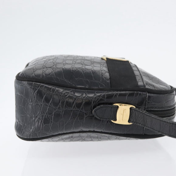 Salvatore Ferragamo Shoulder Bag Leather Black Gold Auth ka3122A