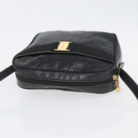Salvatore Ferragamo Shoulder Bag Leather Black Gold Auth ka3122A