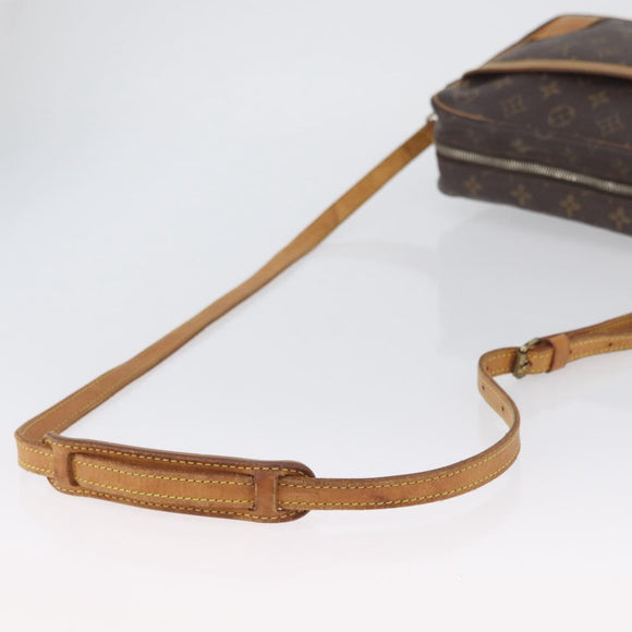 LOUIS VUITTON Monogram Trocadero 30 Schoudertas M51272 LV Auth ka3159