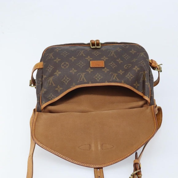 LOUIS VUITTON Monogram Saumur 30 Shoulder Bag M42256 LV Auth ka3177
