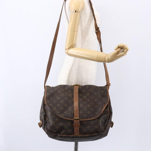 LOUIS VUITTON Monogram Saumur 35 Shoulder Bag M42254 LV Auth ka344