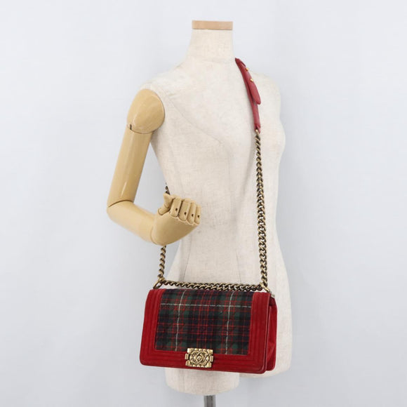 CHANEL Chain Matelasse Boy Chanel Shoulder Bag Canvas Red Gold CC Auth ka3474SAM
