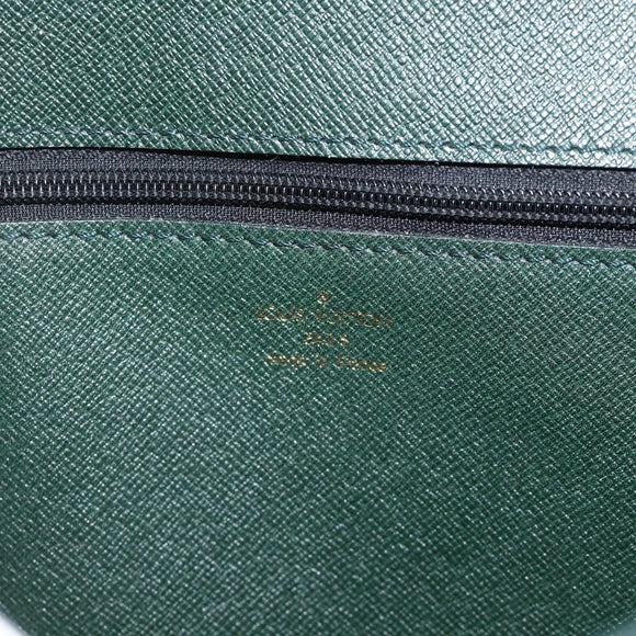 LOUIS VUITTON Taiga Leather Volga Briefcase Epicea M30204 LV Auth ka3715