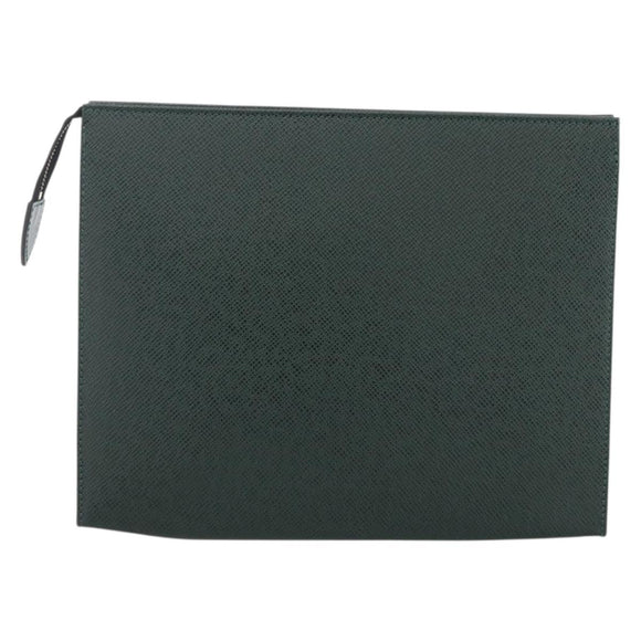 LOUIS VUITTON Taiga Poche Toilette 26 Pouch Epicea LV Auth ka3795