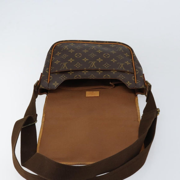 LOUIS VUITTON Monogram Messenger Bosphore PM Shoulder Bag M40106 LV Auth ka382
