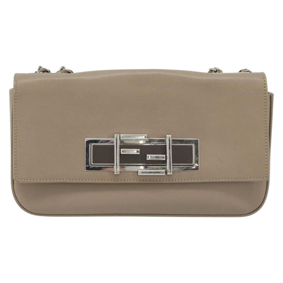 FENDI Chain Trebuquette Shoulder Bag Leather Beige Silver Auth ka3885A