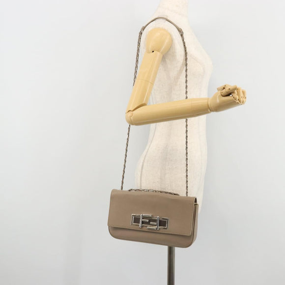 FENDI Chain Trebuquette Shoulder Bag Leather Beige Silver Auth ka3885A
