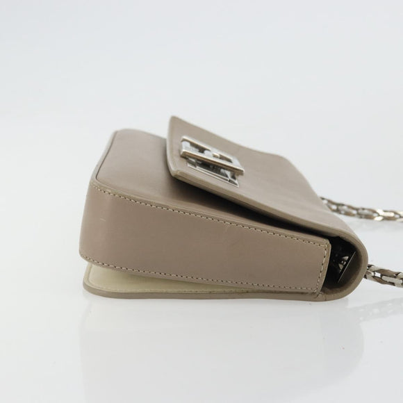 FENDI Chain Trebuquette Shoulder Bag Leather Beige Silver Auth ka3885A