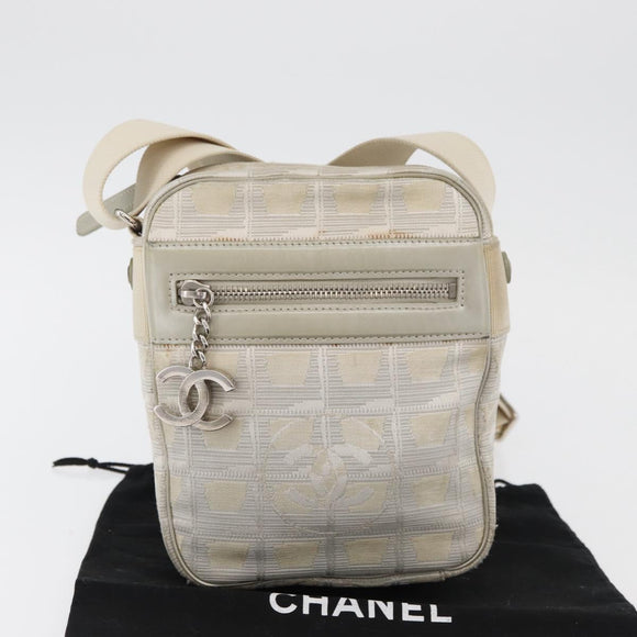 CHANEL New Travel Line Umhängetasche Nylon Beige CC Auth ka3980A