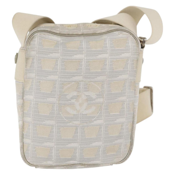 CHANEL New Travel Line Umhängetasche Nylon Beige CC Auth ka3980A