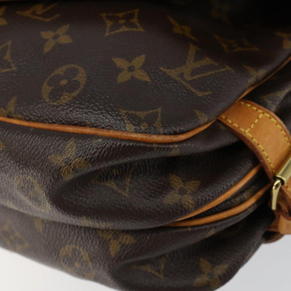 LOUIS VUITTON Monogram Saumur 30 Shoulder Bag M42256 LV Auth ka399