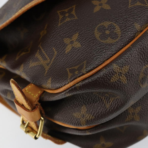 LOUIS VUITTON Monogram Saumur 30 Shoulder Bag M42256 LV Auth ka399