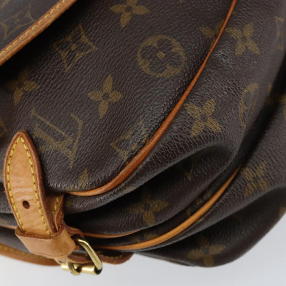 LOUIS VUITTON Monogram Saumur 30 Shoulder Bag M42256 LV Auth ka399