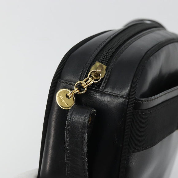 Salvatore Ferragamo Vala Shoulder Bag Leather Black Gold Auth ka4046