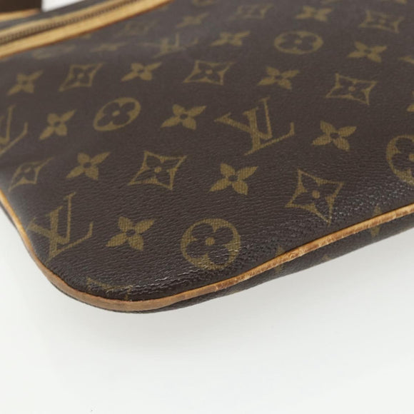 LOUIS VUITTON Monogram Pochette Bosphore Shoulder Bag M40044 LV Auth ka419