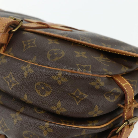LOUIS VUITTON Monogram Saumur 30 Shoulder Bag M42256 LV Auth ka4242
