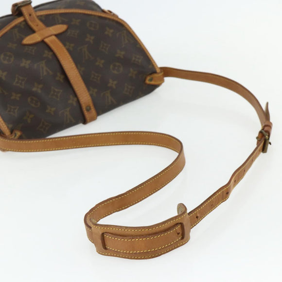 LOUIS VUITTON Monogram Saumur 30 Shoulder Bag M42256 LV Auth ka4242