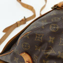 LOUIS VUITTON Monogram Saumur 35 Shoulder Bag M42254 LV Auth ka4266-15