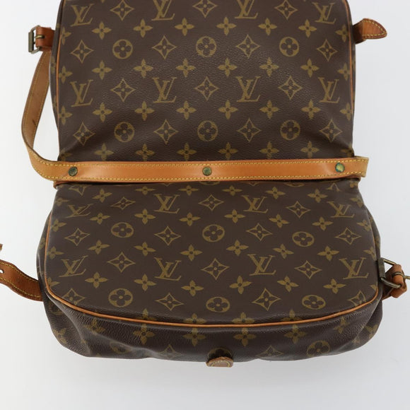 LOUIS VUITTON Monogram Saumur 30 Shoulder Bag M42256 LV Auth ka4312