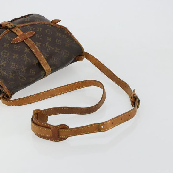 LOUIS VUITTON Monogram Saumur 30 Shoulder Bag M42256 LV Auth ka4312