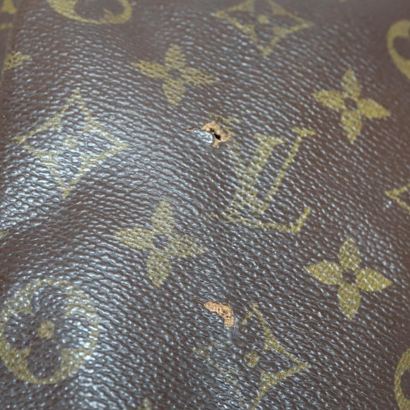 LOUIS VUITTON Monogram Saumur 35 Shoulder Bag M42254 LV Auth ka435