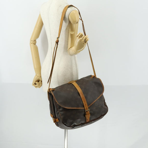 LOUIS VUITTON Monogram Saumur 35 Shoulder Bag M42254 LV Auth ka435