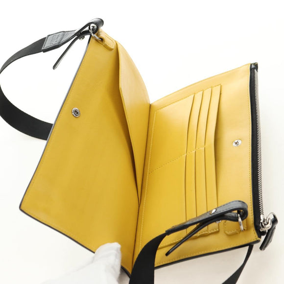 FENDI Bugs Monster Schoudertas Leer Zwart Zilver Auth ka4417M