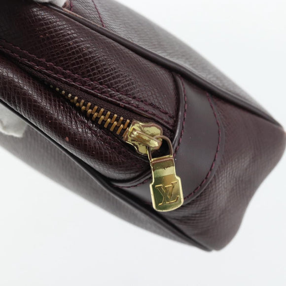 LOUIS VUITTON Taiga Karga Clutch Bag Ardoise M30812 LV Auth ka4427