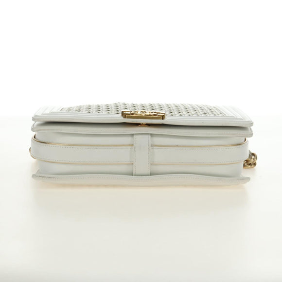 CHANEL Chain Boy Chanel Shoulder Bag Leather White Gold CC Auth ka4428V