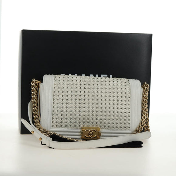 CHANEL Chain Boy Chanel Shoulder Bag Leather White Gold CC Auth ka4428V