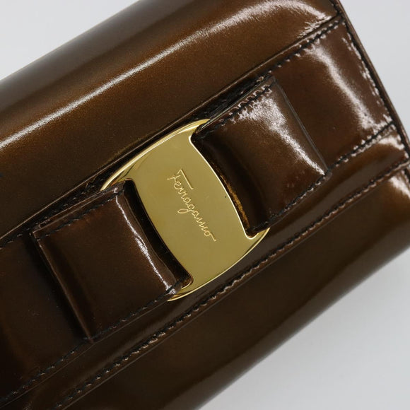 Salvatore Ferragamo Vala Chain Bag Patent leather Bronze Gold Auth ka4455
