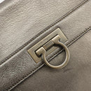 Salvatore Ferragamo Gancini Handtasche Leder Silber Auth ka4466-14