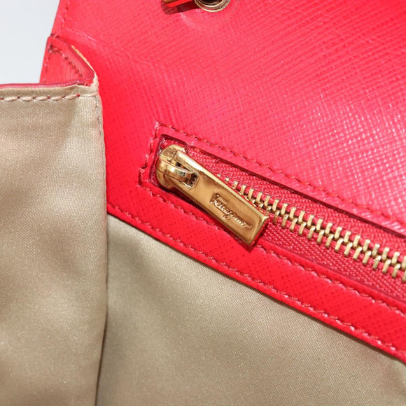 Salvatore Ferragamo Vala Chain Shoulder Bag Leather Red Gold Auth ka4496