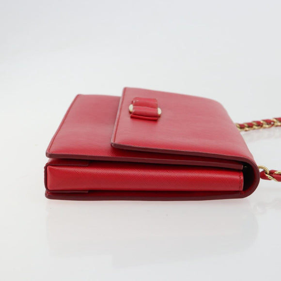 Salvatore Ferragamo Vala Chain Shoulder Bag Leather Red Gold Auth ka4496