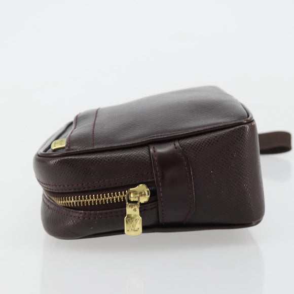 LOUIS VUITTON Taiga Karga Clutch Bag Acajou M30816 LV Auth ka4500
