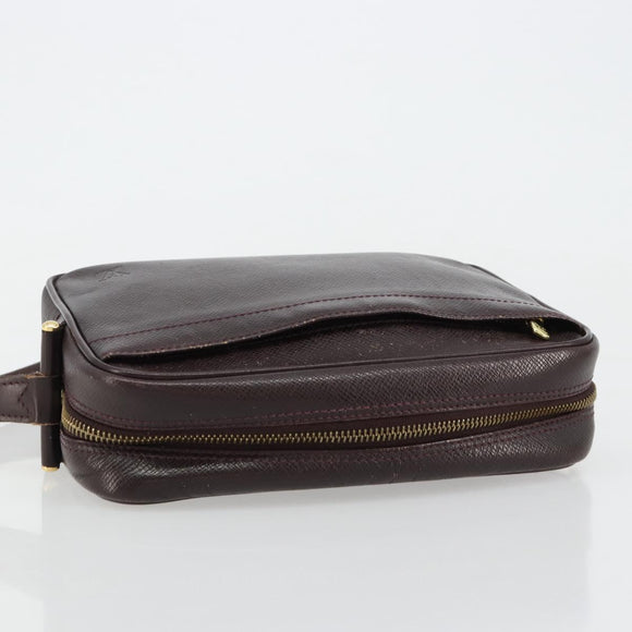 LOUIS VUITTON Taiga Karga Clutch Bag Acajou M30816 LV Auth ka4500