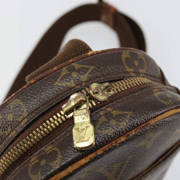 LOUIS VUITTON Monogram Pochette Gange Schoudertas M51870 LV Auth ka4522
