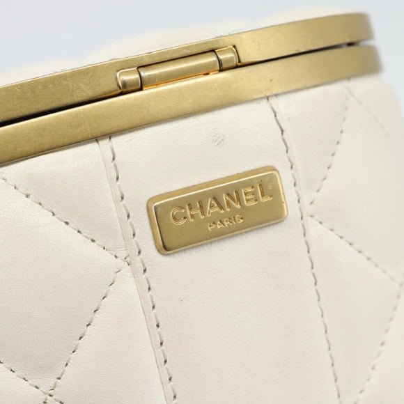 CHANEL Chain Shoulder Bag Lamb Skin White Gold CC Auth ka4545M