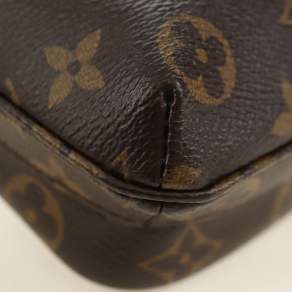 LOUIS VUITTON Monogram Utility Cross Body Shoulder Bag M80746 LV Auth ka4594V