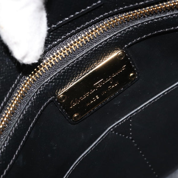 Salvatore Ferragamo Vala Chain Shoulder Bag Leather Black Gold Auth ka4612V