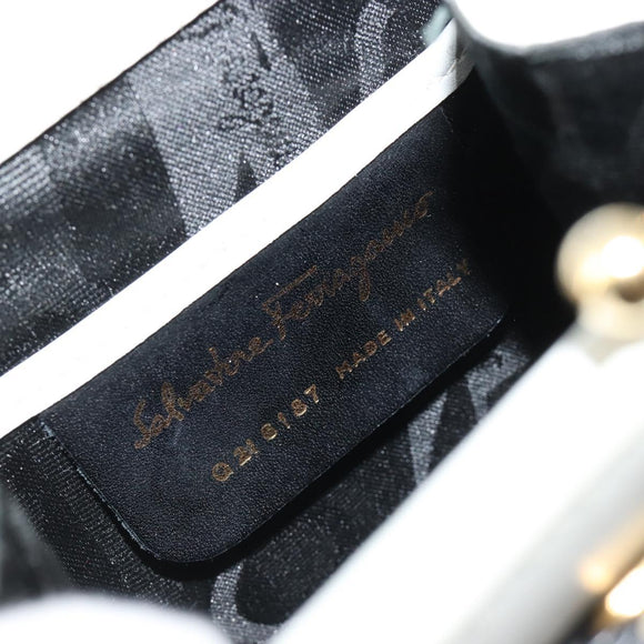 Salvatore Ferragamo Vala Handtas Leer 2way Wit Goud Auth ka4614A