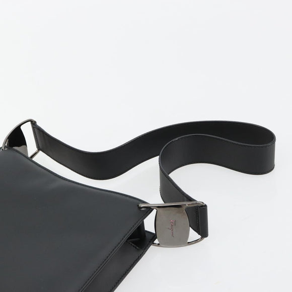 Salvatore Ferragamo Vala Shoulder Bag Leather Black Silver Auth ka4630
