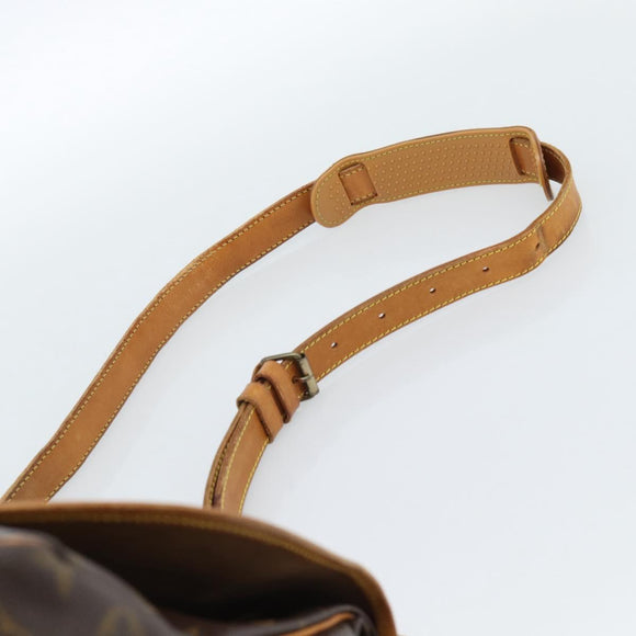 LOUIS VUITTON Monogram Saumur 35 Shoulder Bag M42254 LV Auth ka4631