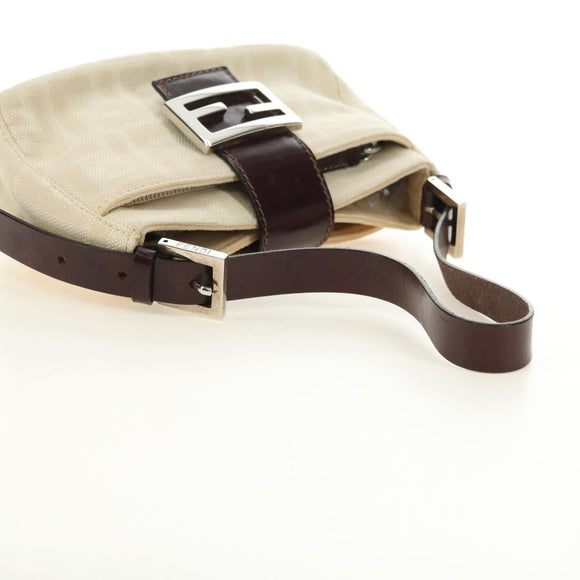 FENDI Zucca Canvas Mamma Baguette Shoulder Bag White Silver Auth ka4640M